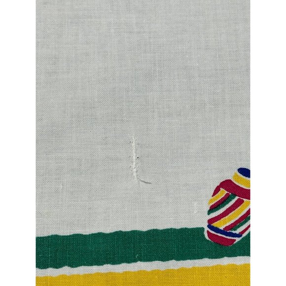 1950s novelty tablecloth with southwest theme sombreros and clay pots 48" x 51" - Picture 4 of 5